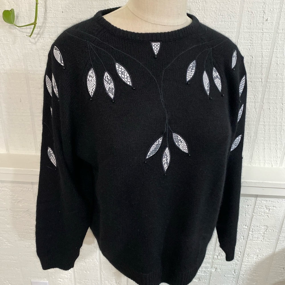Vintage Lord Isaac’s Black Crewneck Sweater Snakeskin Appliqué Silk Angora Med